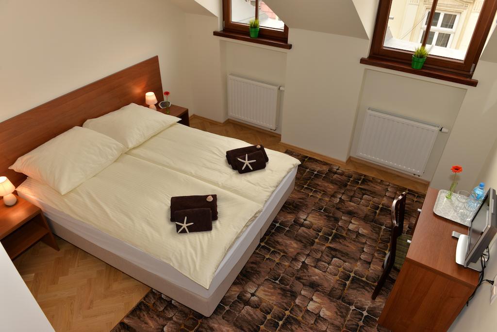 Royal Route 29 Comfort Rooms Краков Номер фото