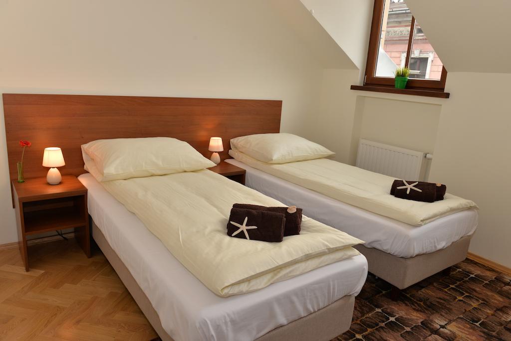 Royal Route 29 Comfort Rooms Краков Номер фото
